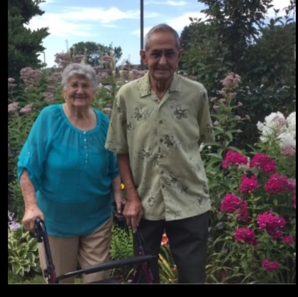 👠   PATENT LEATHER  ME TOO RUTHY PUMPS SZ 9 VNPLC - Picture 14 of 16